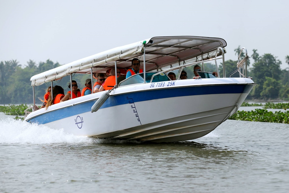 Cu Chi Tunnels & VIP Speedboat Tour